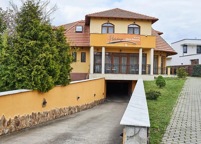 Holidays Club Гостевой дом 3*